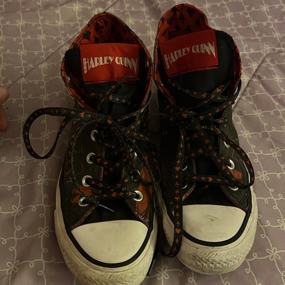 HARLEY Quinn High-Top Converse Chucks size 7 women or 5 men. Original laces! - Picture 4 of 10